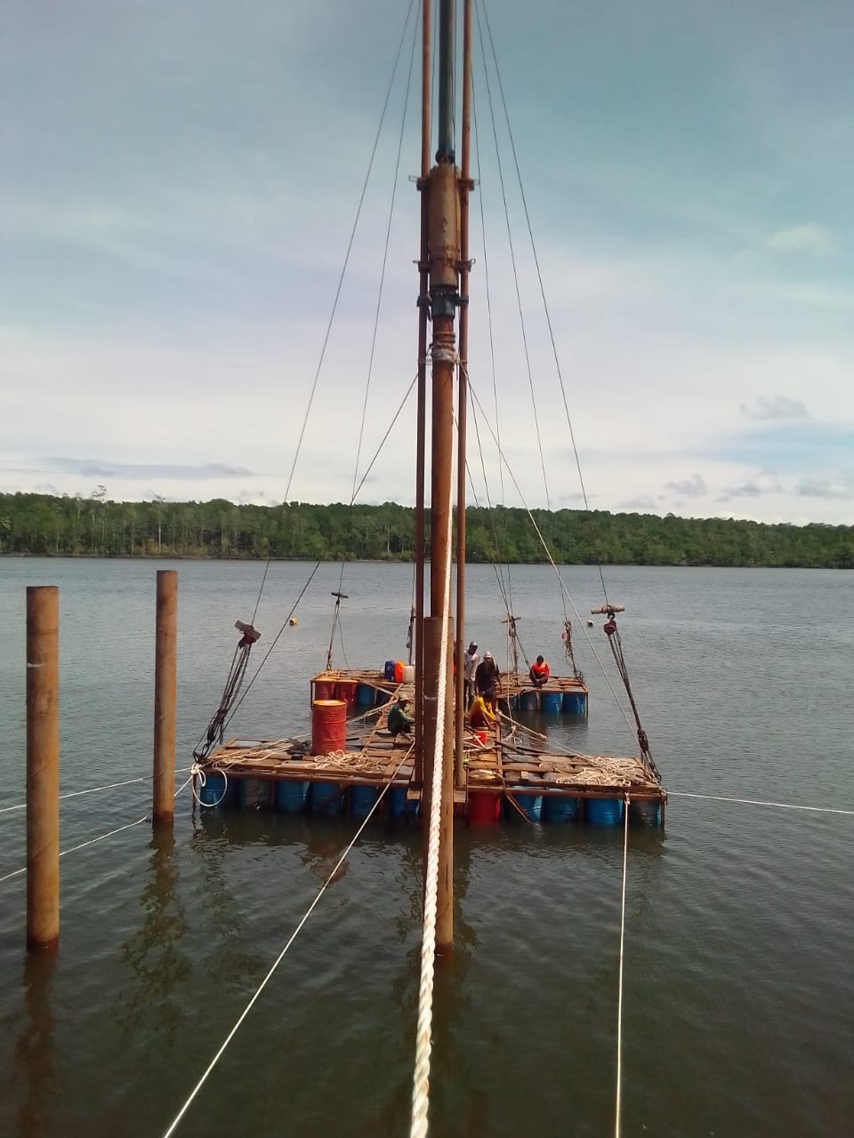 Pontoon Pile Driver